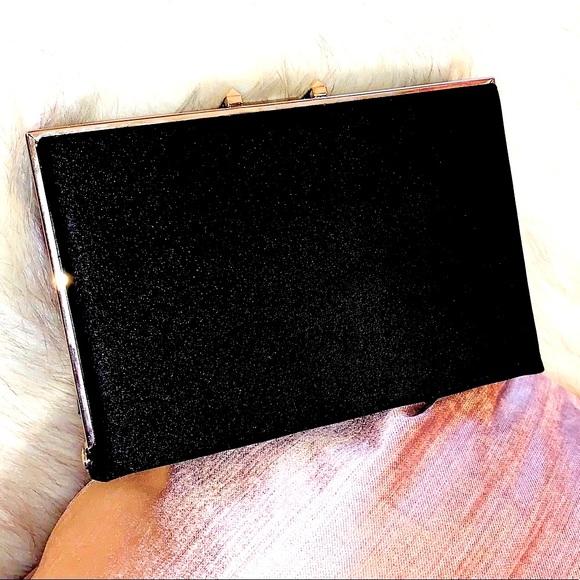 Rhinestone Encrusted Hard Shell Stunning Evening Bag - Picture 7 of 8